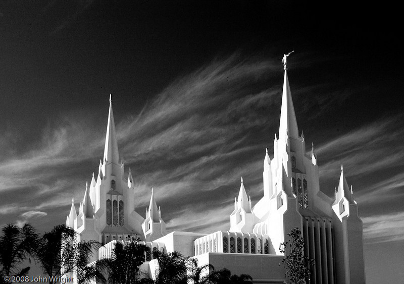 IMAGE: http://johnwright.smugmug.com/City-Life/Scenes-of-San-Diego/San-Diego-At-Large/i-sDhb2Wh/0/L/MormonTemp001-L.jpg