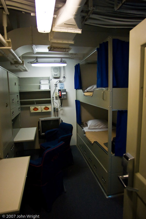 IMAGE: http://johnwright.smugmug.com/Military/Navy/USS-Ronald-Reagan-Media-Visit/IMG452-5258-20D/228376278_JyKqu-XL.jpg