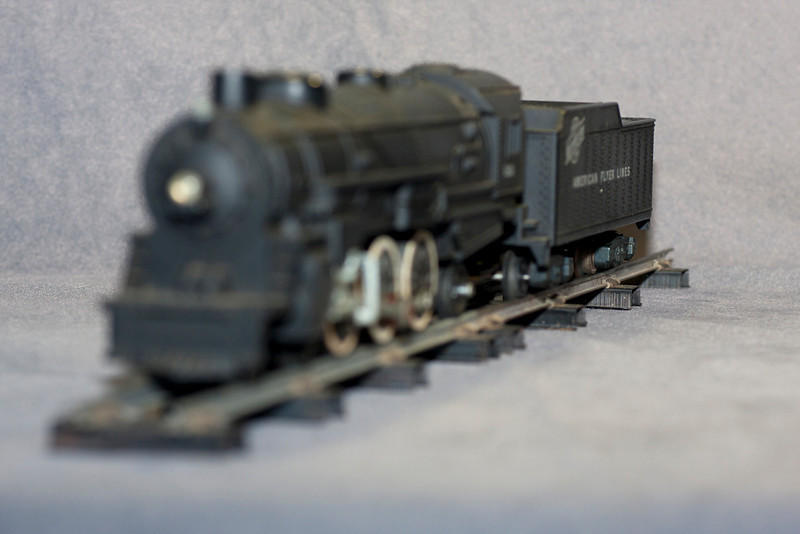 IMAGE: http://johnwright.smugmug.com/Other/Random-Stuff-1/RearFocus/1093681833_tjCq6-L.jpg