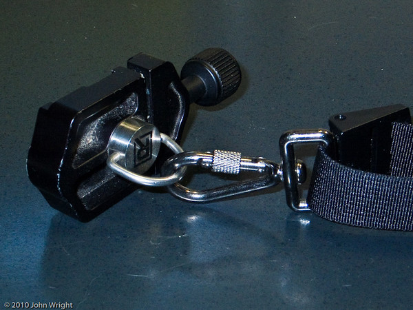 IMAGE: http://johnwright.smugmug.com/Photography/My-Gear/IMG293-9343-G5/840578895_K7Pa4-M.jpg