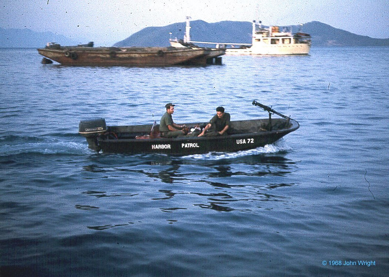 IMAGE: http://johnwright.smugmug.com/photos/65928946_Noidw-L.jpg